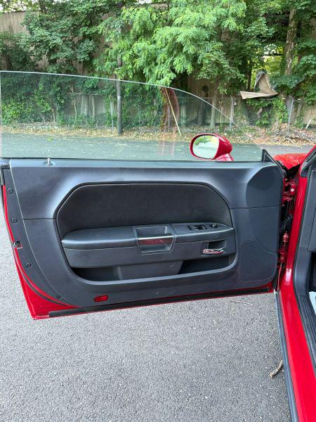 2012 Dodge Challenger SXT