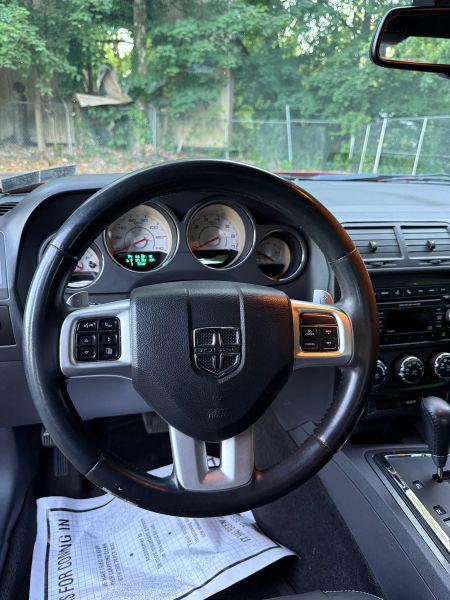 2012 Dodge Challenger SXT