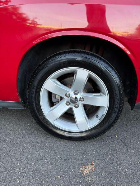 2012 Dodge Challenger SXT