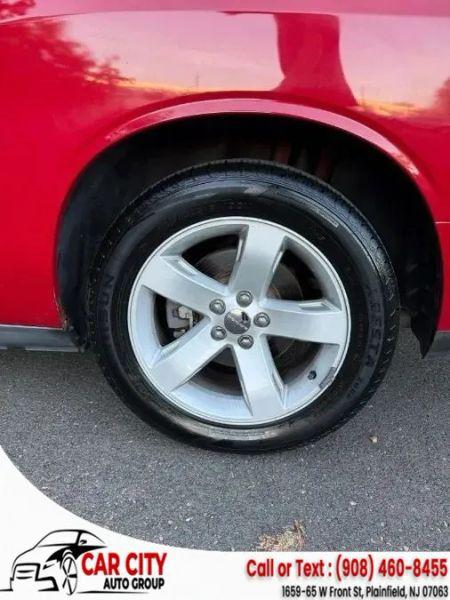 2012 Dodge Challenger SXT