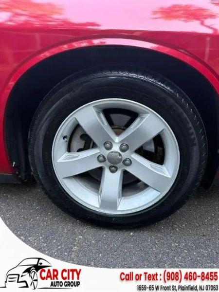 2012 Dodge Challenger SXT