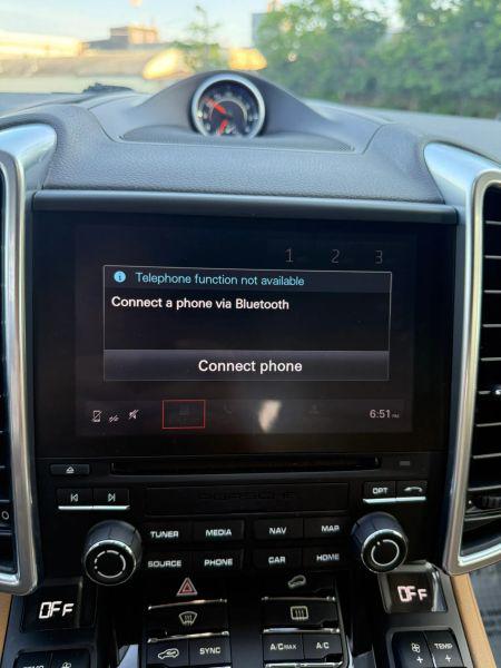 2018 Porsche Cayenne Base