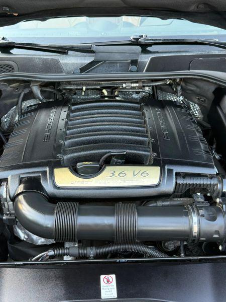 2018 Porsche Cayenne Base