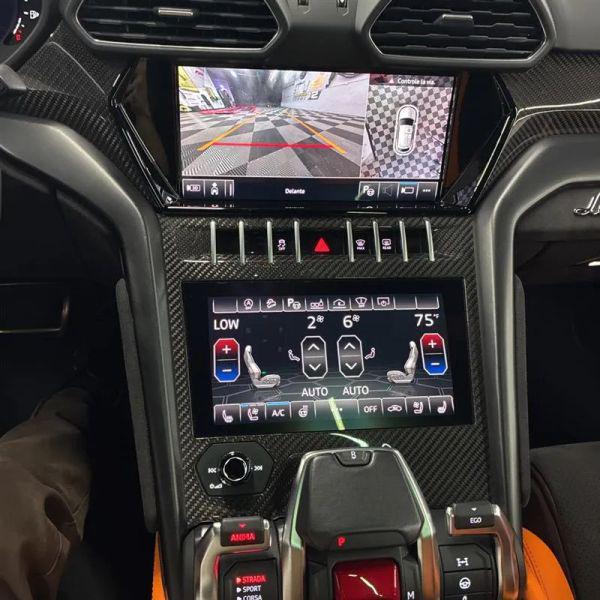 2021 Lamborghini Urus Graphite Capsule