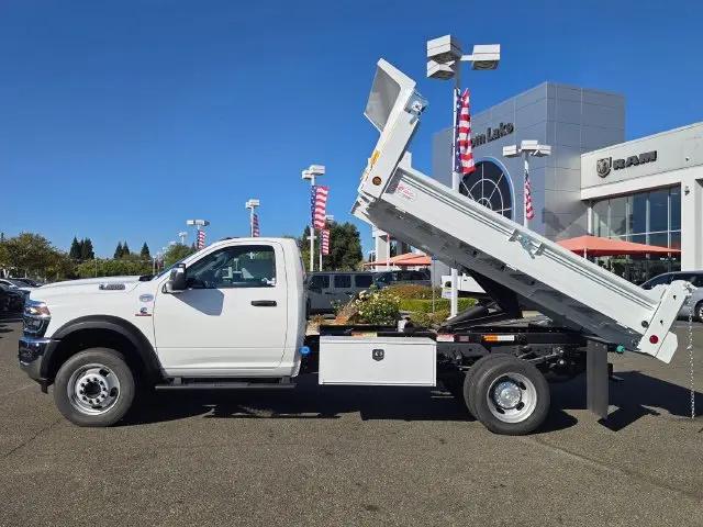 2026 Ram 5500 Tradesman/Big Horn