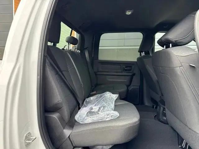 2026 Ram 2500 Tradesman Crew Cab 4x4 64 Box