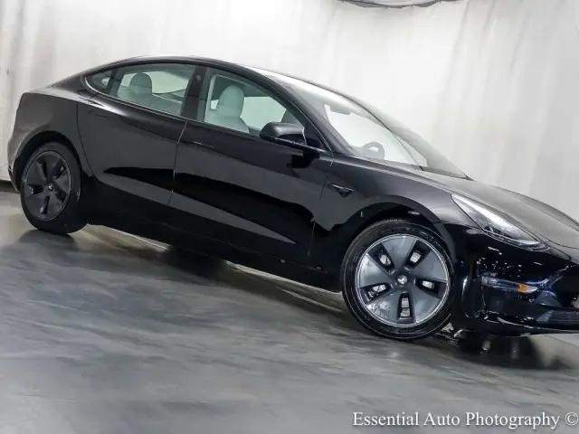 2022 Tesla Model 3 Rear-Wheel Drive