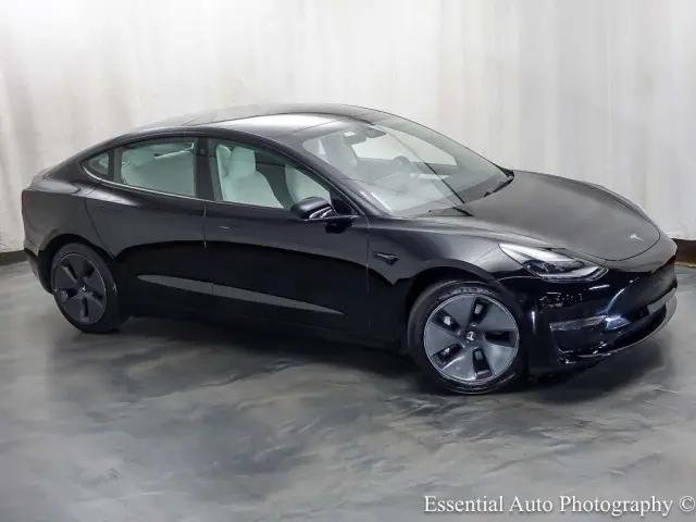 2022 Tesla Model 3 Rear-Wheel Drive