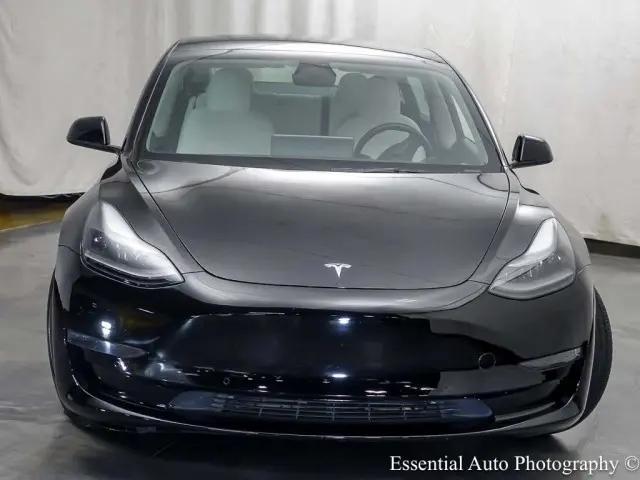 2022 Tesla Model 3 Rear-Wheel Drive