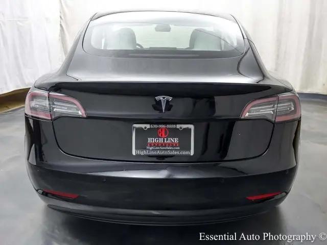 2022 Tesla Model 3 Rear-Wheel Drive