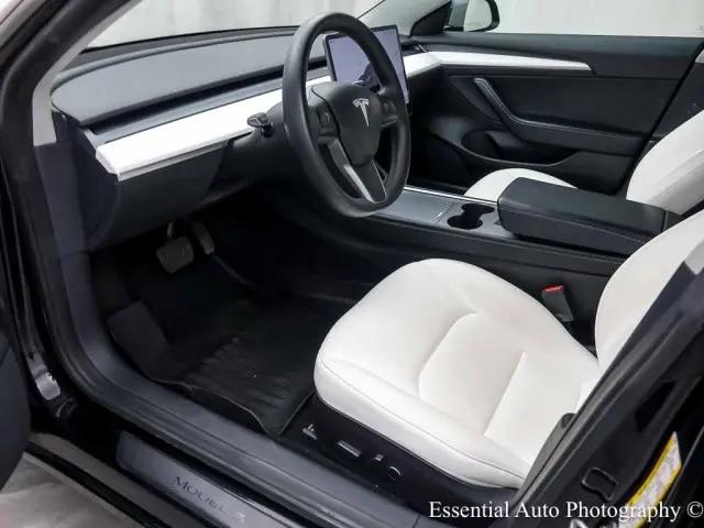 2022 Tesla Model 3 Rear-Wheel Drive