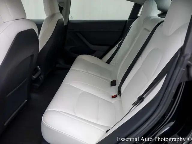 2022 Tesla Model 3 Rear-Wheel Drive