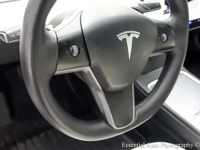 2022 Tesla Model 3 Rear-Wheel Drive