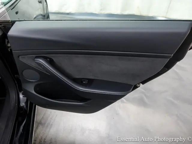 2022 Tesla Model 3 Rear-Wheel Drive