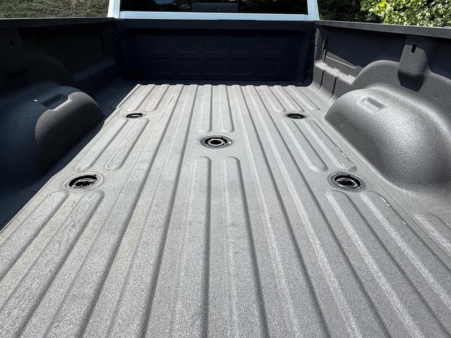 2021 Ram 3500 Tradesman Crew Cab 4x4 8' Box