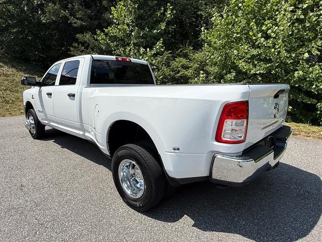 2021 Ram 3500 Tradesman Crew Cab 4x4 8' Box