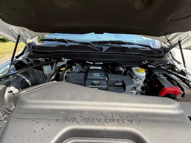 2021 Ram 3500 Tradesman Crew Cab 4x4 8' Box