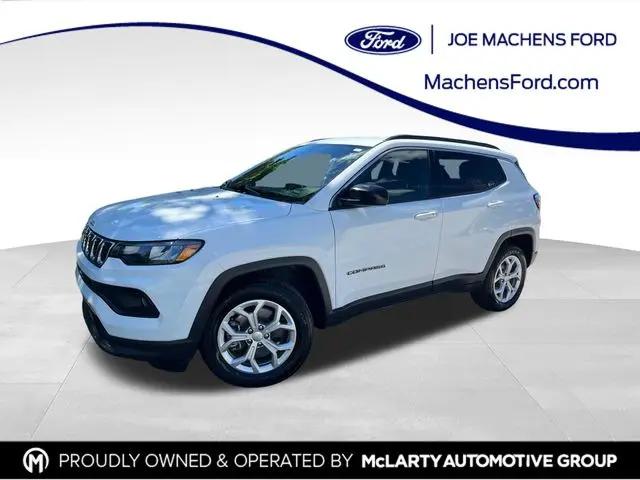 2024 Jeep Compass Latitude 4x4 for sale in Columbia, MO