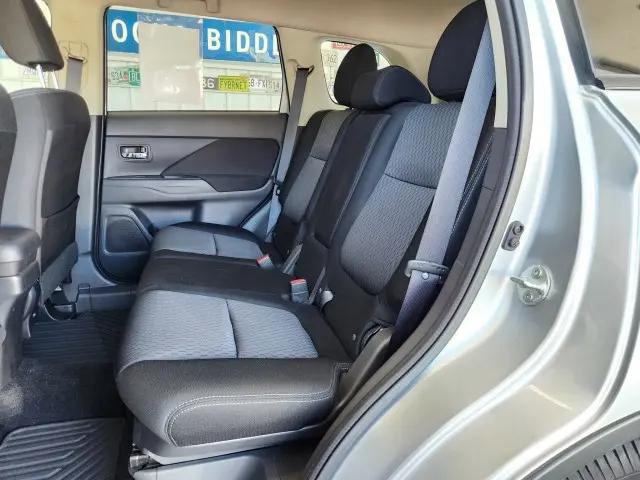 2015 Mitsubishi Outlander ES
