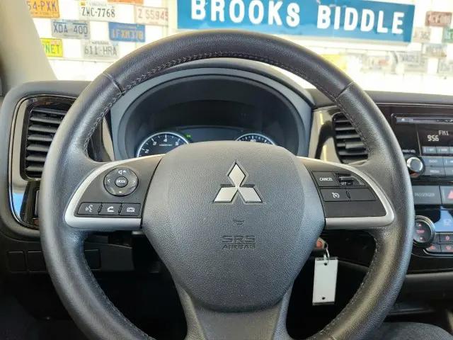2015 Mitsubishi Outlander ES