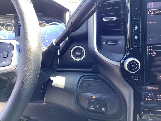 2025 Ram 2500 Big Horn Crew Cab 4x4 64 Box