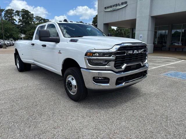 2026 RAM Ram 3500 RAM 3500 TRADESMAN CREW CAB 4X4 8 BOX