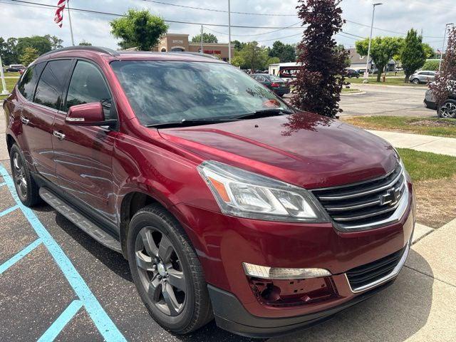 2017 Chevrolet Traverse LT for sale in Grand Blanc, MI