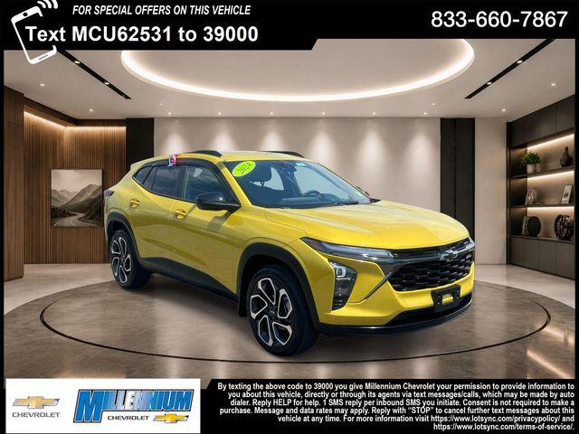 Yellow Metallic 2024 Chevrolet Trax RS with 2RS FWD SUV / Crossover Front-Wheel Drive 6-Speed Automatic