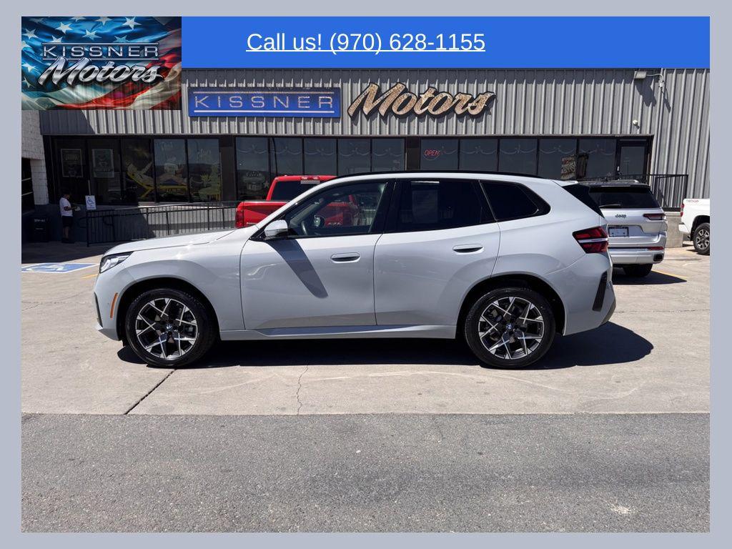 2025 BMW X3 30 XDRIVE's photo