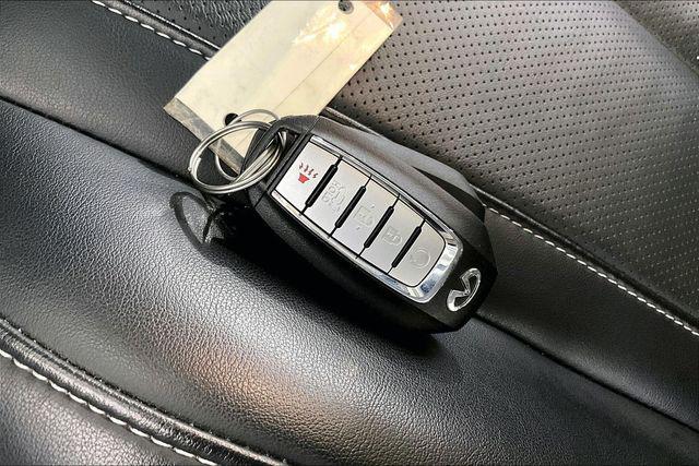 Used 2023 INFINITI QX60 SENSORY AWD For Sale in Olive Branch, MS