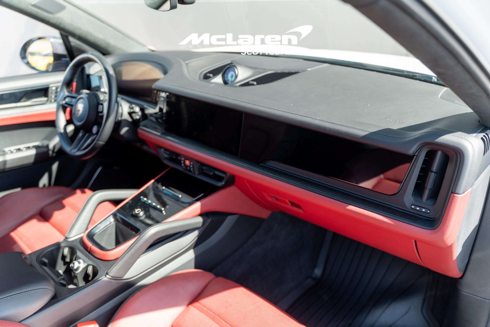 2024 Porsche Cayenne Coup Turbo GT - Photo 18
