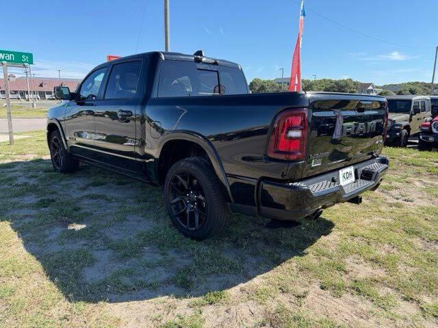 2025 Ram 1500 Laramie Crew Cab 4x4 5'7" Box
