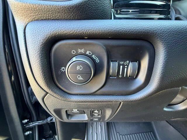 2025 Ram 1500 Laramie Crew Cab 4x4 5'7" Box