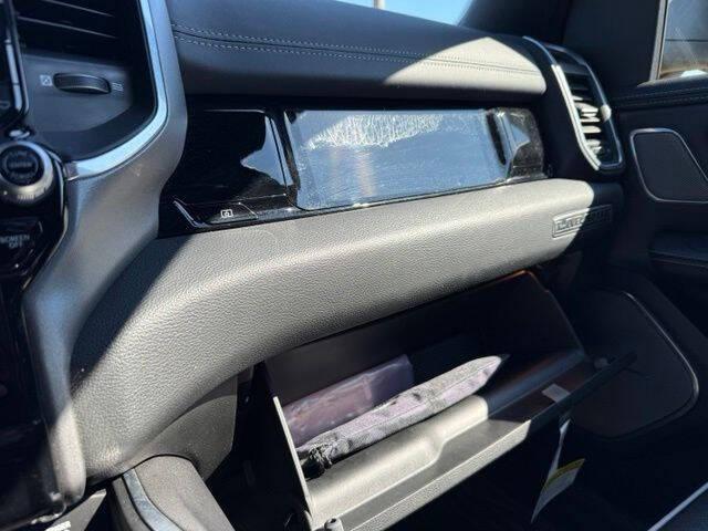 2025 Ram 1500 Laramie Crew Cab 4x4 5'7" Box