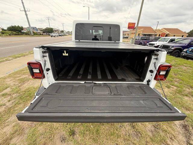 2021 Jeep Gladiator Sport