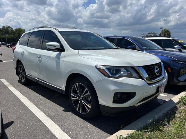 2018 Nissan Pathfinder Platinum for sale in LEESBURG, FL