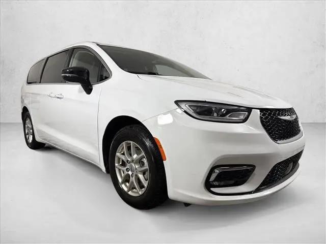 2024 Chrysler Pacifica Touring L for sale in Newnan, GA