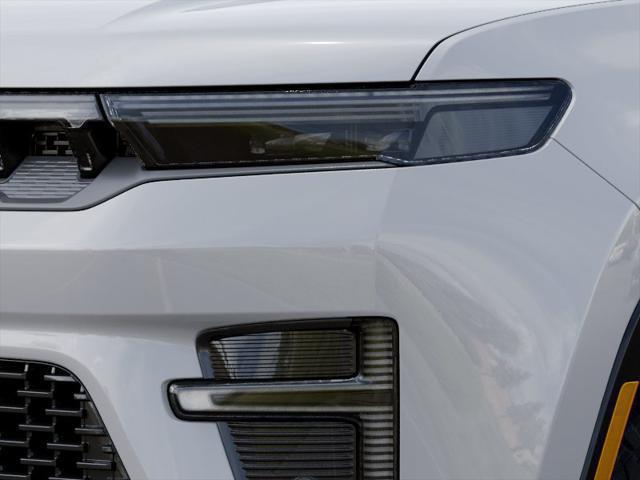 New 2026 Bright White Clearcoat Jeep Upland image 6