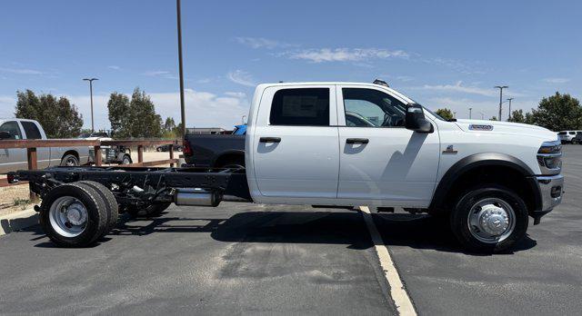 2026 RAM 5500 Chassis RAM 5500 TRADESMAN CHASSIS CREW CAB 4X4 84 CA
