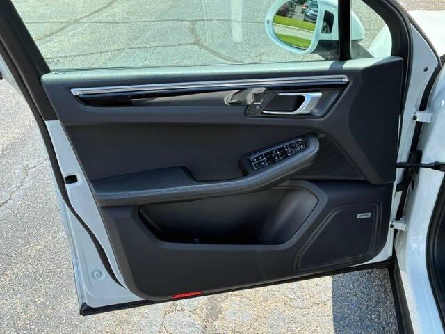 2021 Porsche Macan Base AWD 4dr SUV
