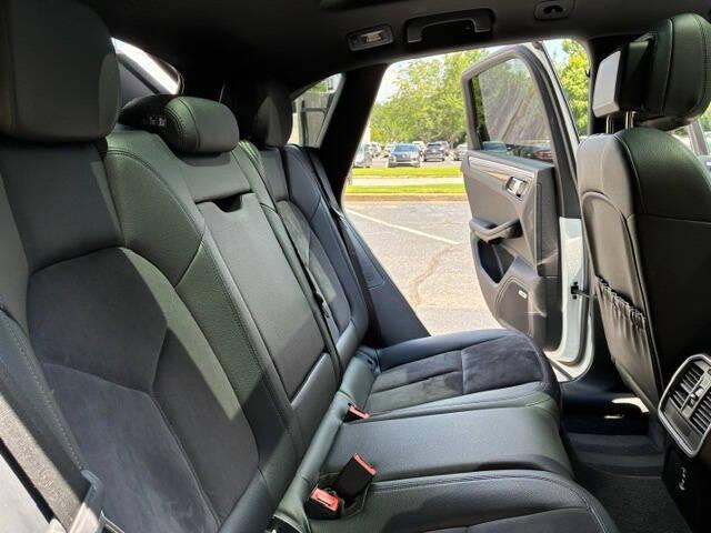 2021 Porsche Macan Base AWD 4dr SUV