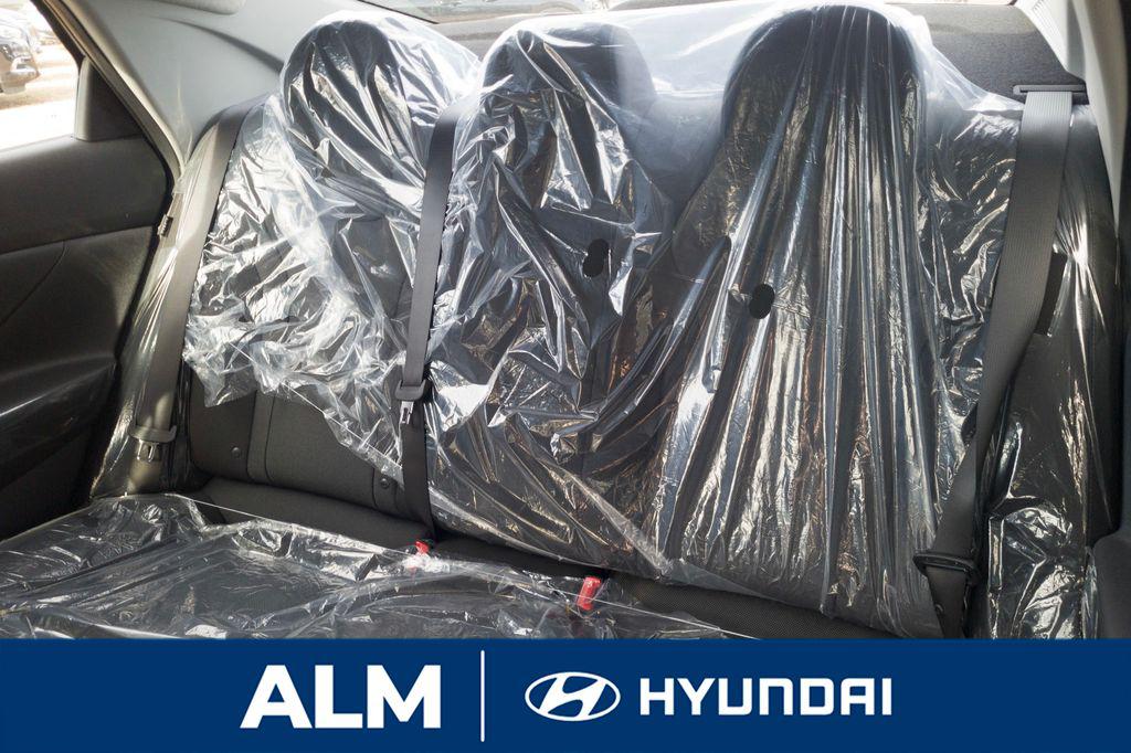 New 2026 Serenity White Pearl HYUNDAI SE image 14