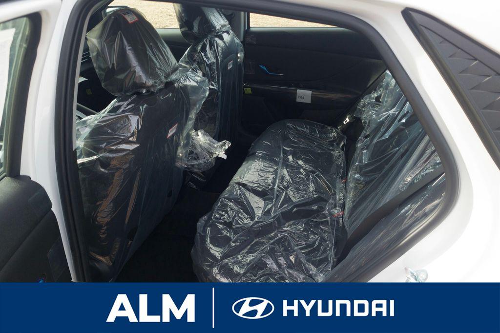New 2026 Serenity White Pearl HYUNDAI SE image 15
