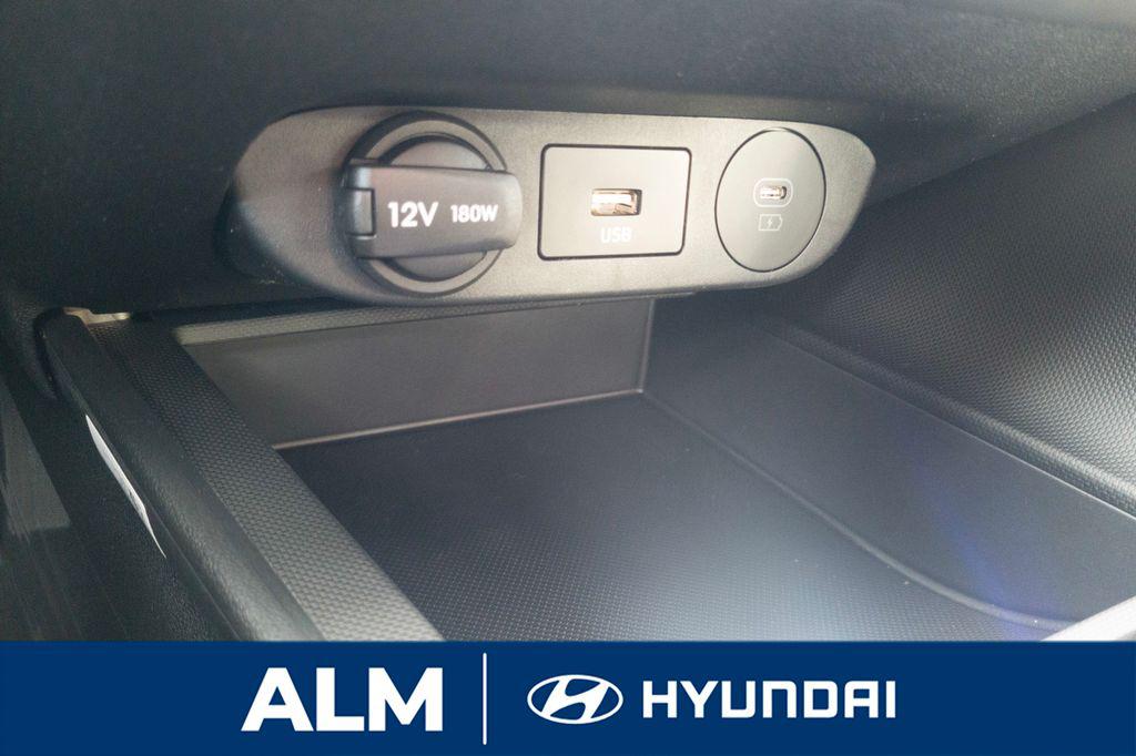 New 2026 Serenity White Pearl HYUNDAI SE image 24