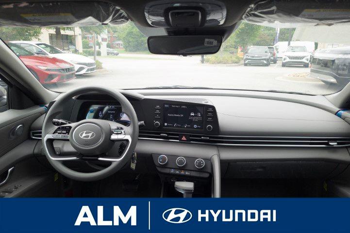 New 2026 Gray Hyundai SE image 19