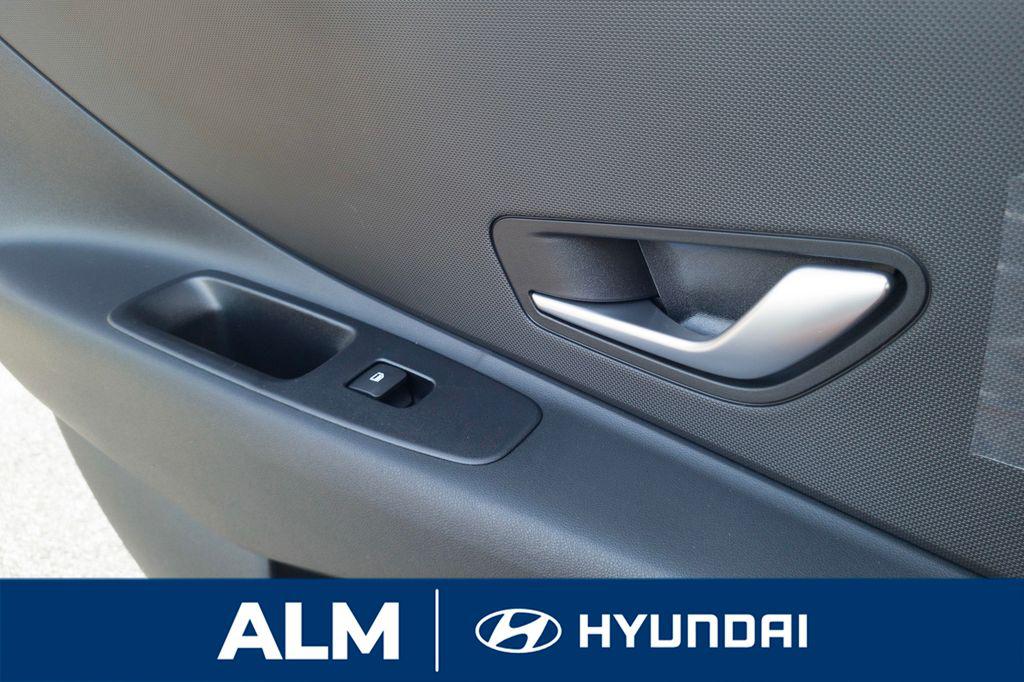 New 2026 Amazon Gray HYUNDAI SE image 18