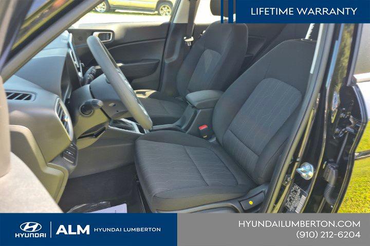 New 2026 Onyx Black Hyundai SE image 15