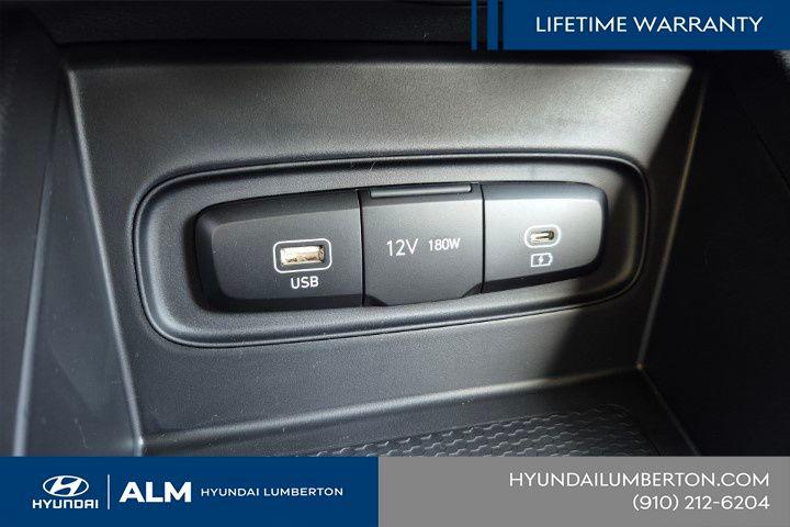 New 2026 Onyx Black Hyundai SE image 27