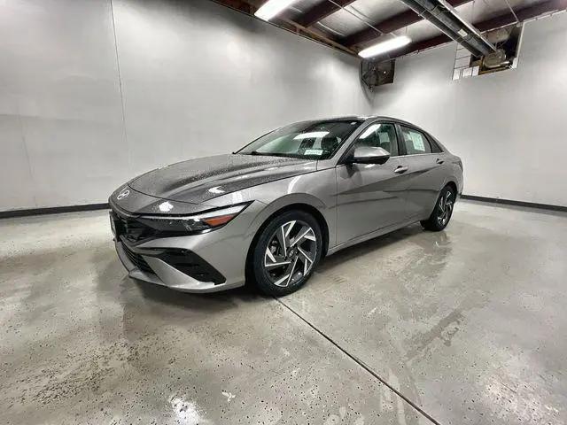 2024 Hyundai Elantra Limited for sale in RHINELANDER, WI