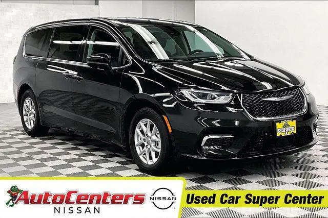 2023 Chrysler Pacifica Touring L for sale in Herculaneum, MO